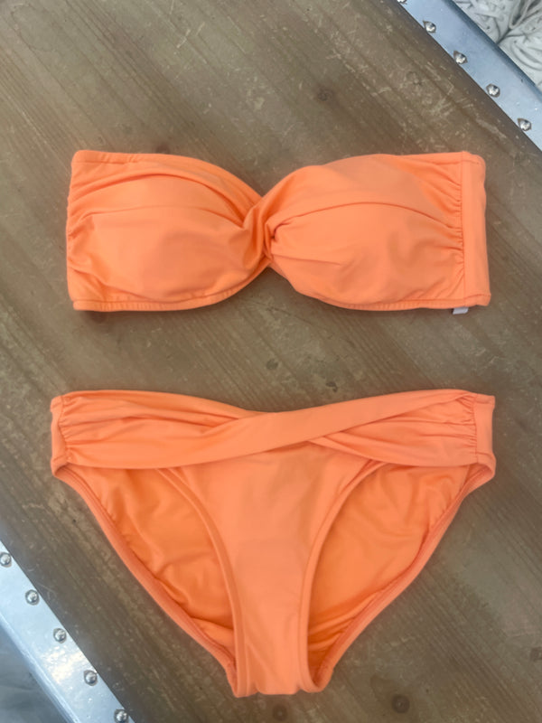 Seafolly Twist Bandeau Top Twist Band Hipster Pant Bikini Set in Melon