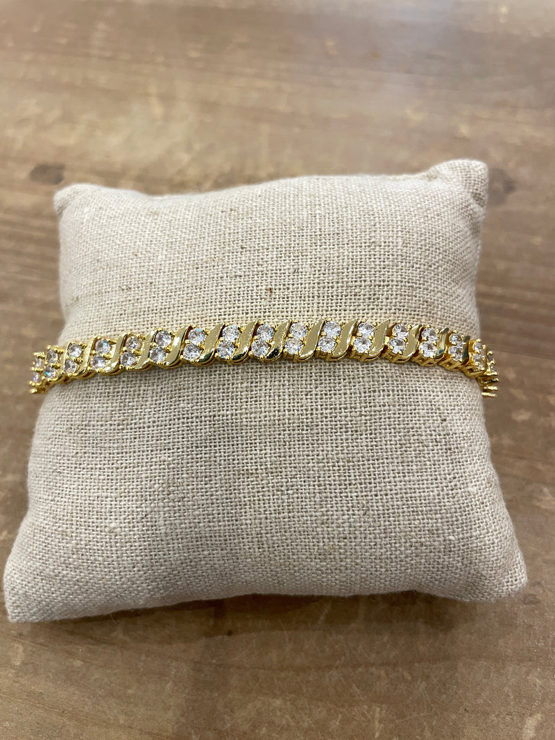 Talis Chains Ridge Tennis Bracelet - Angled