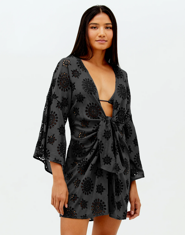 Vix Eyelet Perola Short Cover Up in Black